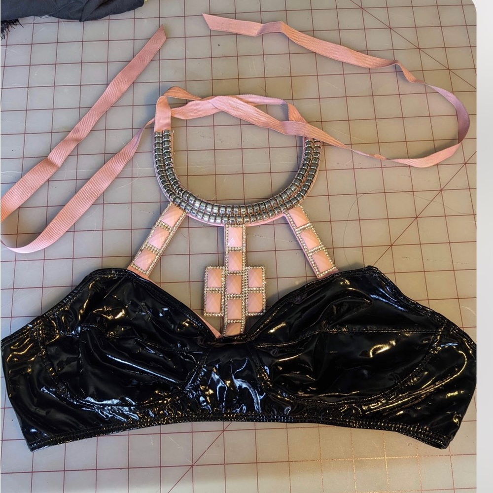 Vinyl patent top